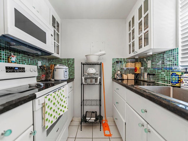 3 of 20 - 2690 Sw 22nd Ave 507, Miami, FL
