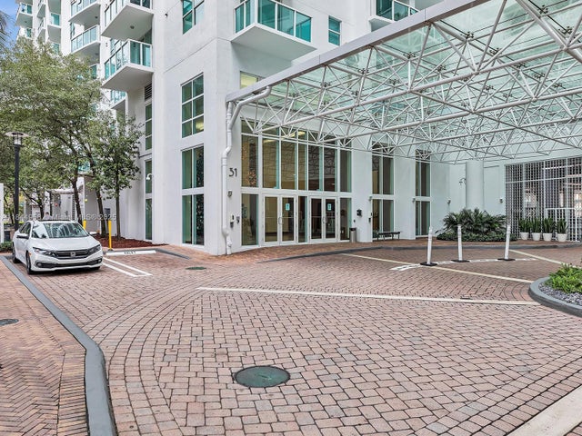 2 of 42 - 31 Se 5th St 2911, Miami, FL