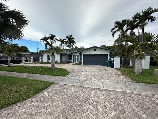 3 of 24 - 14250 Sw 71st Ln, Miami, FL