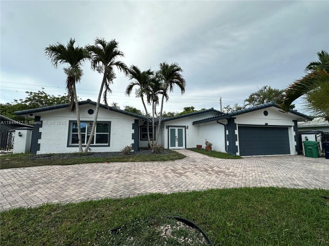 4 of 24 - 14250 Sw 71st Ln, Miami, FL