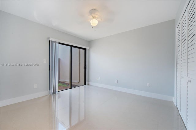 4 of 12 - 7424 Sw 106th Pl, Miami, FL