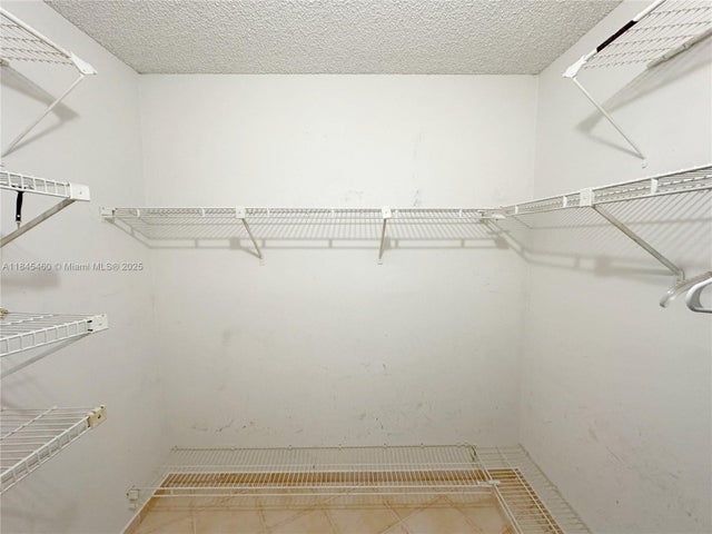 4 of 14 - 400 Leslie Dr 512, Hallandale Beach, FL