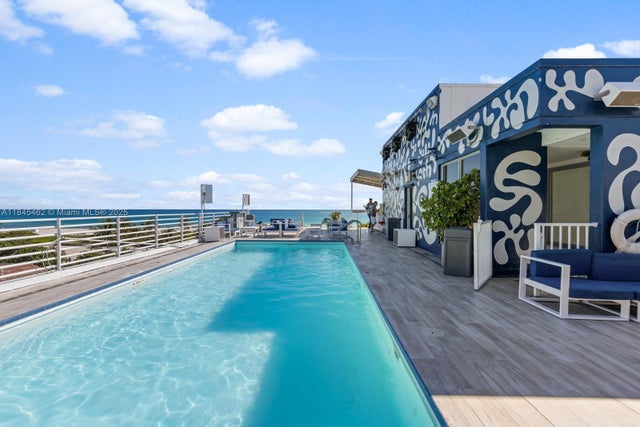 2 of 24 - 1024 Ocean Dr A207, Miami Beach, FL