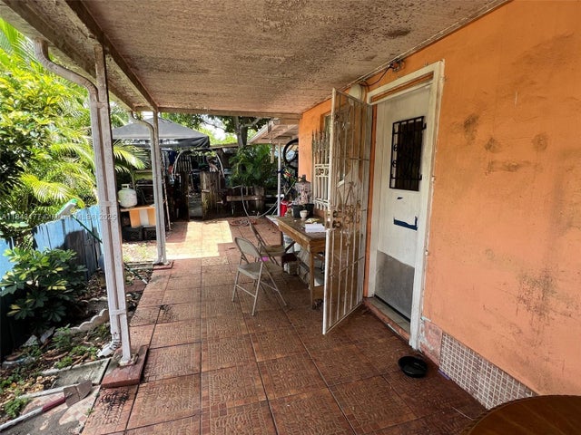 2 of 4 - 235 Nw 127th St, North Miami, FL