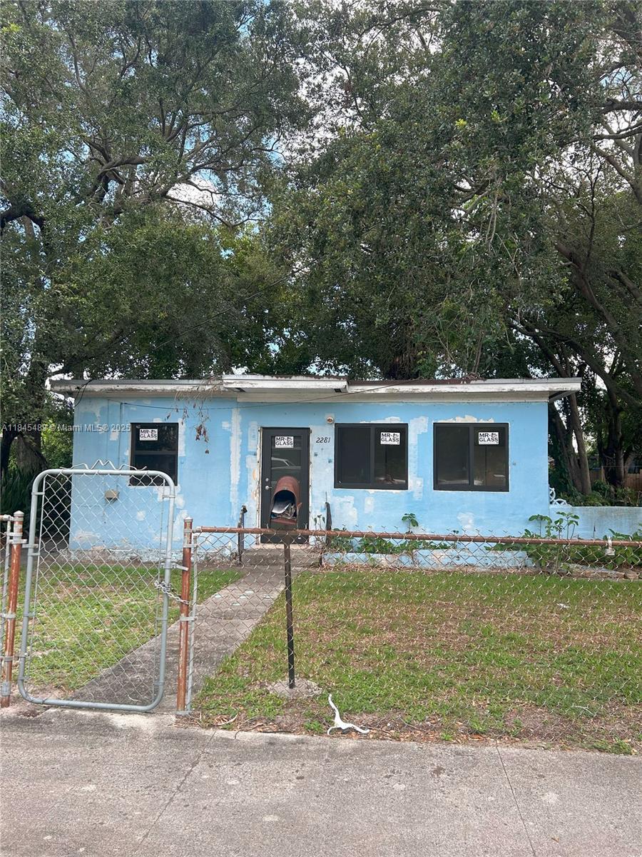 2281 Nw 153rd St, Miami Gardens