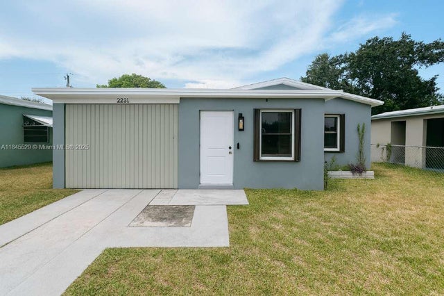 3 of 43 - 2231 Nw 9th Ct, Fort Lauderdale, FL