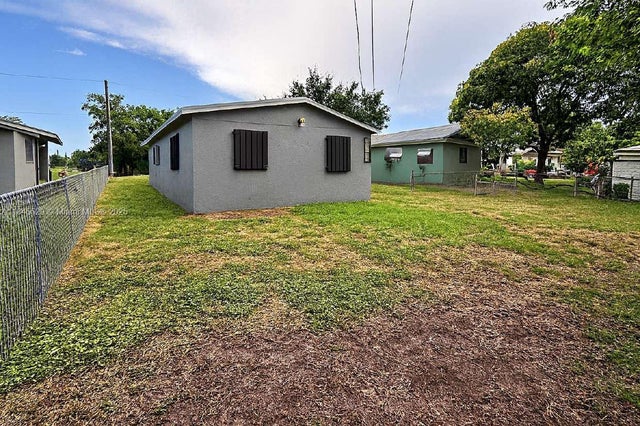 5 of 43 - 2231 Nw 9th Ct, Fort Lauderdale, FL