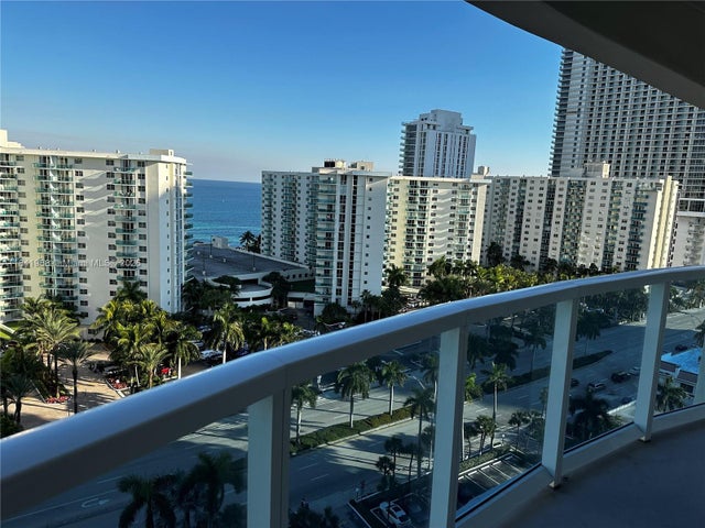 1 of 36 - 3800 S Ocean Dr 1518, Hollywood, FL