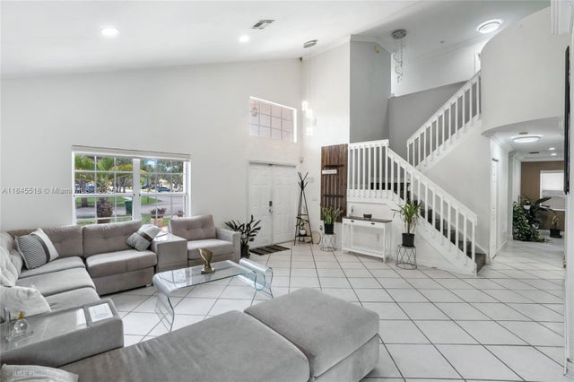 3 of 16 - 14591 Vista Verdi Rd, Davie, FL