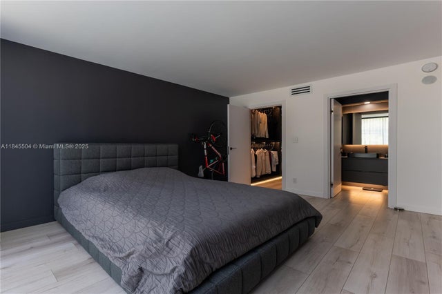 5 of 43 - 16909 N Bay Rd 206, Sunny Isles Beach, FL