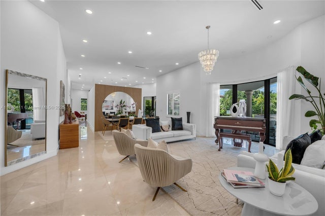 1 of 72 - 331 Sw 124th Ave, Miami, FL