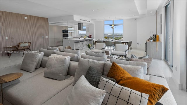 2 of 40 - 17301 Biscayne Blvd 2102, North Miami Beach, FL