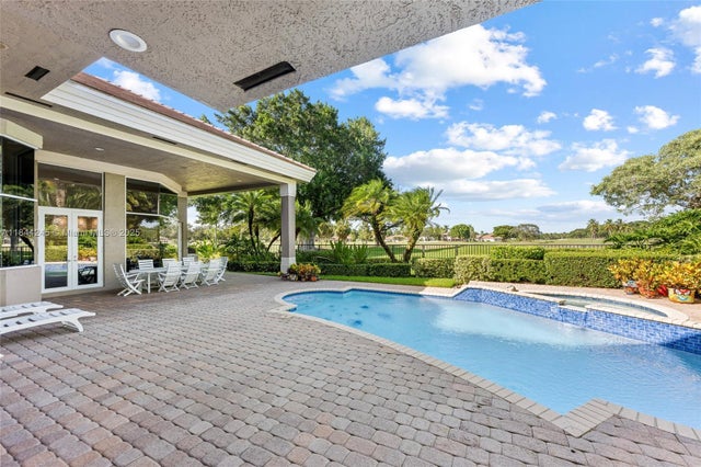 2 of 43 - 2508 Princeton Ct, Weston, FL
