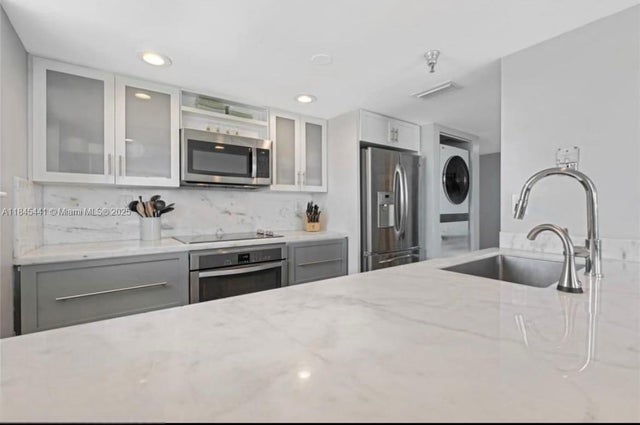 2 of 11 - 2400 Sw 3rd Ave 802, Miami, FL