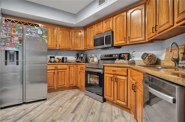 2 of 31 - 4242 Nw 2nd St 804, Miami, FL