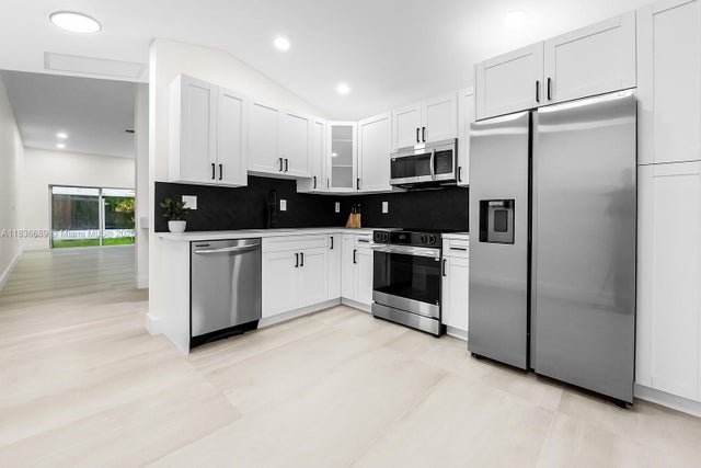 4 of 17 - 16533 Nw 21st St, Pembroke Pines, FL