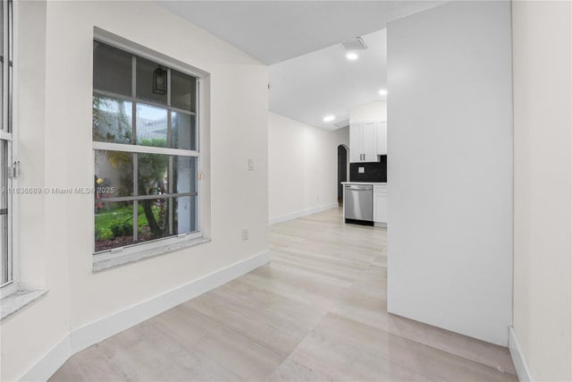 5 of 17 - 16533 Nw 21st St, Pembroke Pines, FL