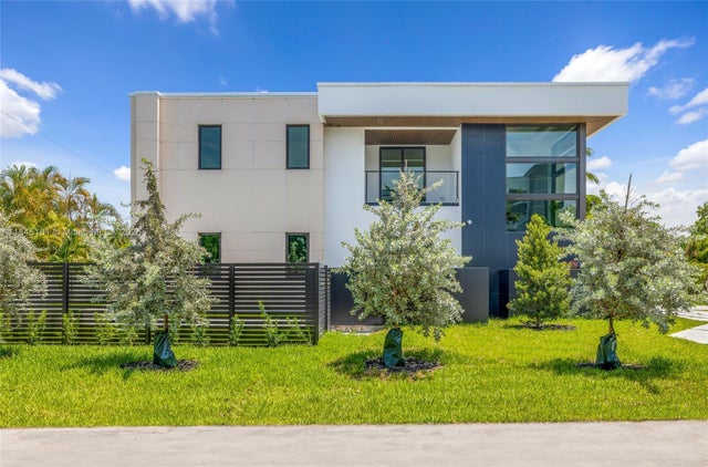3 of 76 - 750 Ne 16th Ave, Fort Lauderdale, FL