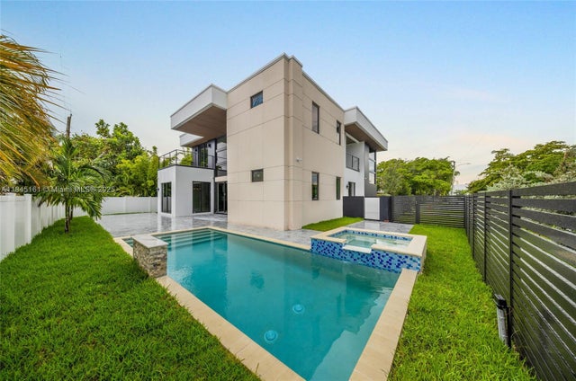 5 of 76 - 750 Ne 16th Ave, Fort Lauderdale, FL