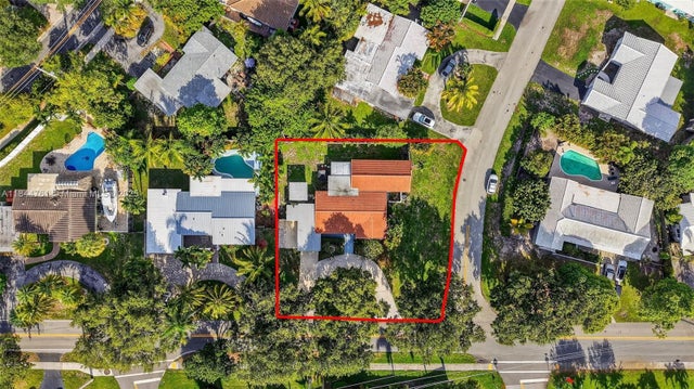 2 of 62 - 4000 Ne 22nd Ave, Lighthouse Point, FL