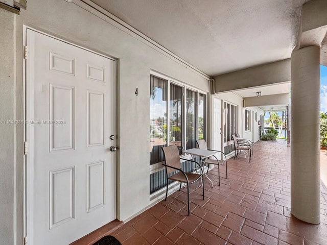 5 of 22 - 555 N Riverside Dr 4, Pompano Beach, FL