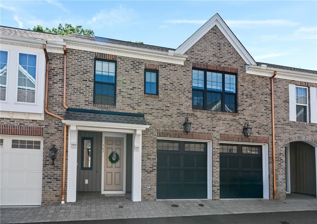 703 England Road, Cranberry