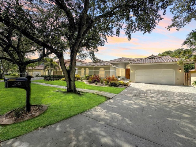 2 of 58 - 10621 Paris St, Cooper City, FL