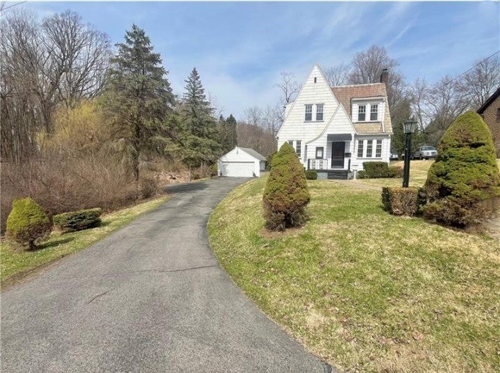 310 Meyer Avenue, Neshannock