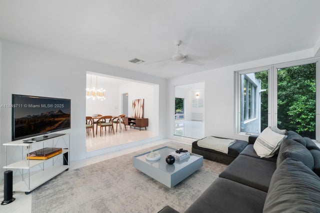 5 of 20 - 114 3rd San Marino Ter, Miami Beach, FL