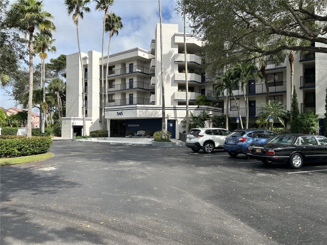 1 of 39 - 545 Se 12th St 301, Dania Beach, FL