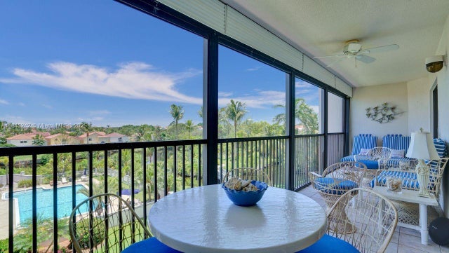 2 of 39 - 545 Se 12th St 301, Dania Beach, FL