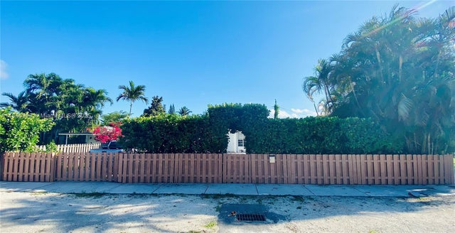 3 of 30 - 298 Nw 105th St, Miami, FL