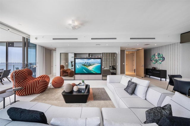 4 of 40 - 15701 Collins Ave 3001, Sunny Isles Beach, FL