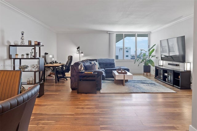 3 of 48 - 1200 West Ave Ph31, Miami Beach, FL