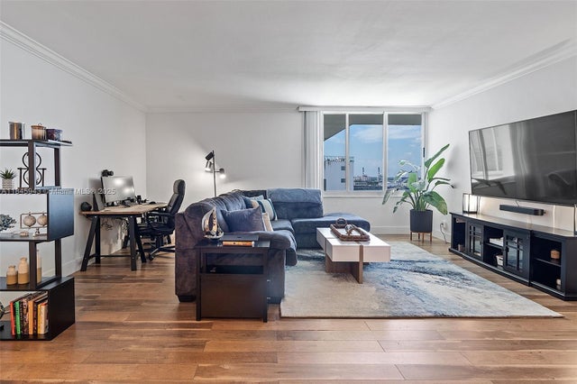 4 of 48 - 1200 West Ave Ph31, Miami Beach, FL