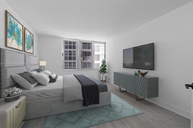 4 of 51 - 1200 West Ave 521, Miami Beach, FL
