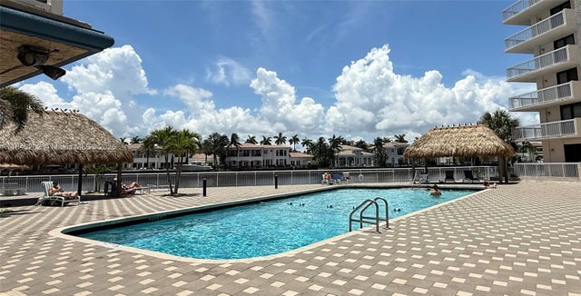5 of 51 - 1600 S Ocean Dr 7b, Hollywood, FL