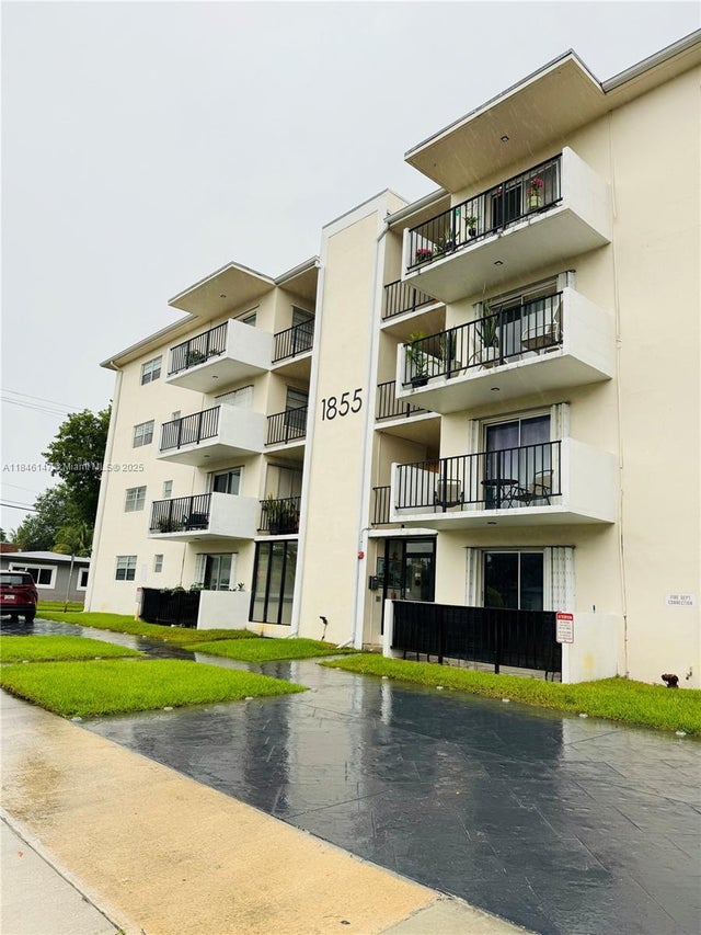 1 of 15 - 1855 Plunkett St 310, Hollywood, FL