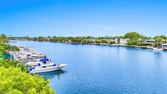 5 of 78 - 5500 Collins Ave 1502, Miami Beach, FL