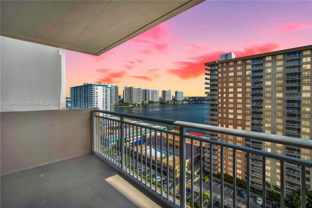 3 of 35 - 250 174th St 1709, Sunny Isles Beach, FL