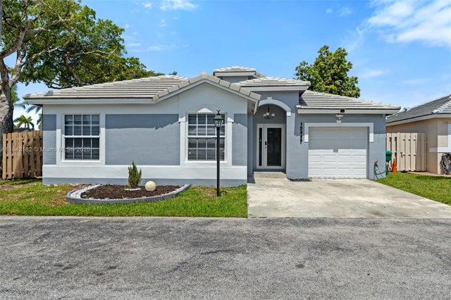 1 of 24 - 12340 Sw 144th Ter, Miami, FL