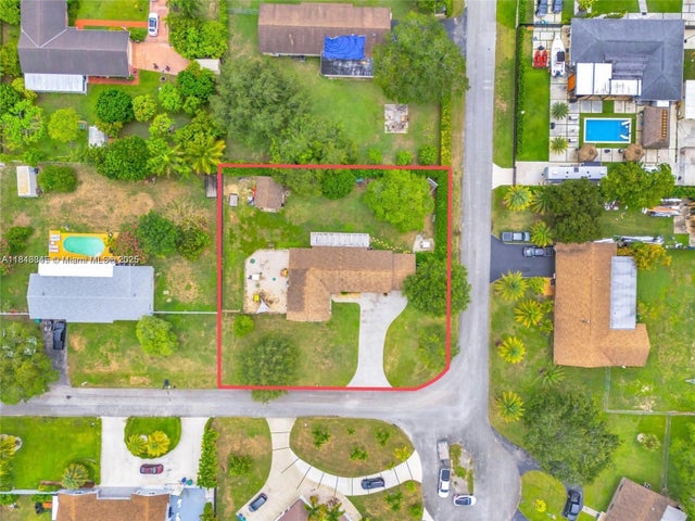 3 of 32 - 19520 Sw 307th St, Homestead, FL