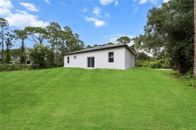 3 of 21 - 836 Clow St E, Lehigh Acres, FL