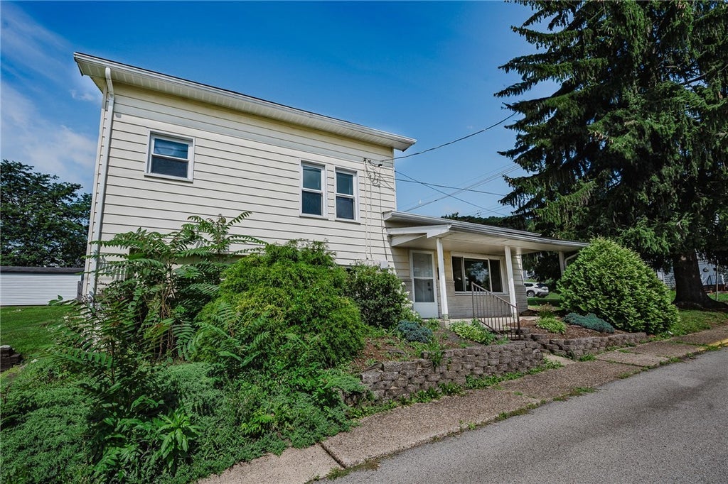 1162 Water Street, Indiana Boro