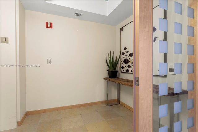 2 of 31 - 21050 Point Pl 1103, Aventura, FL