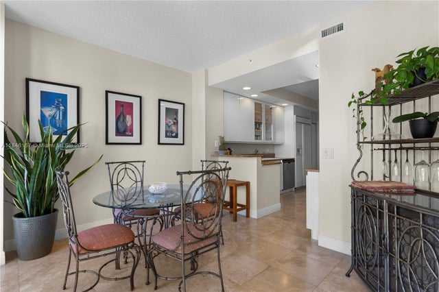 3 of 30 - 21050 Point Pl 502, Aventura, FL
