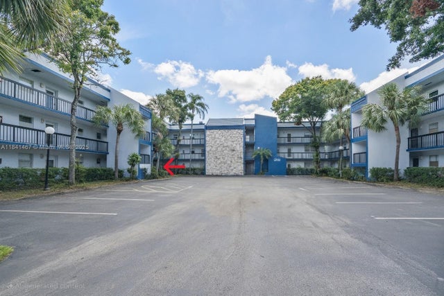 2 of 40 - 3110 Holiday Springs Blvd 105, Margate, FL
