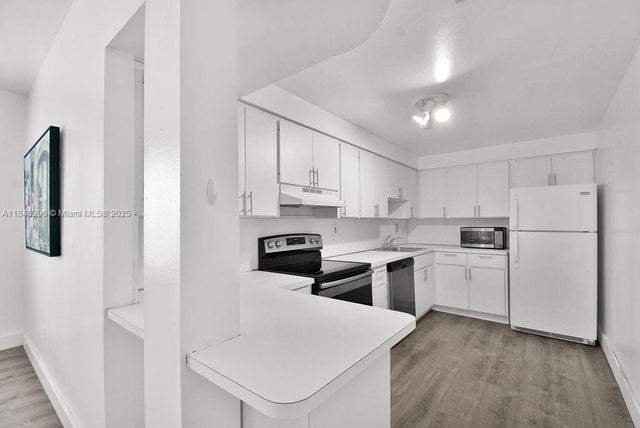 3 of 27 - 1051 Meridian Ave 1c, Miami Beach, FL