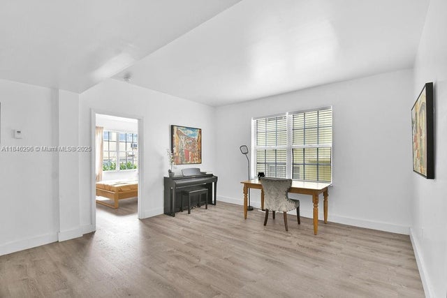4 of 27 - 1051 Meridian Ave 1c, Miami Beach, FL