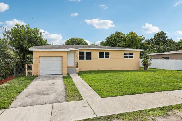 2 of 42 - 18025 Nw 6th Ave, Miami Gardens, FL